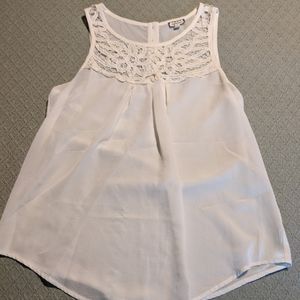 Eyeshadow, detailed top